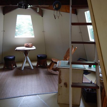 Aux Tipis De La Riviere Sauvage Villa Saint Romain Eksteriør bilde