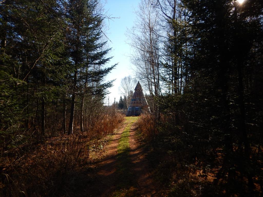 Aux Tipis De La Riviere Sauvage Villa Saint Romain Eksteriør bilde